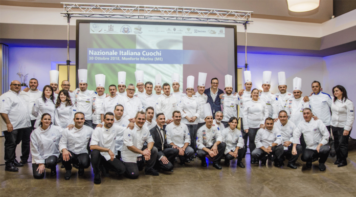 LA NAZIONALE ITALIANA CUOCHI E I CUOCHI APCM ENTUSIASMANO GLI OSPITI DEL MOON FLOWER